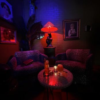 Baby Gee - Cocktail Bars Near Me - Long Beach, California Baby Gee - Cocktail Bars Near Me - Long Beach, California
