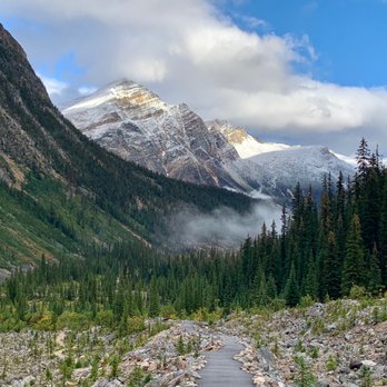 Mount Edith Cavell - Looking away from Mount Edith Cavell, so picturesque. - Parks Near Me - Jasper, Alberta