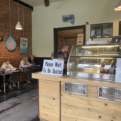 Hummingbird Cafe