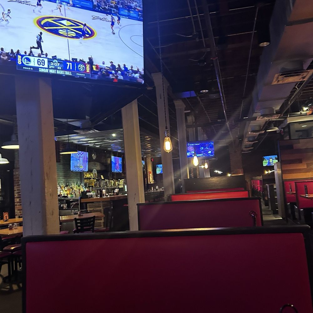 Old Chicago Pizza + Taproom - Booth - Pizza Near Me - Columbia, South Carolina Old Chicago Pizza + Taproom - Booth - Pizza Near Me - Columbia, South Carolina