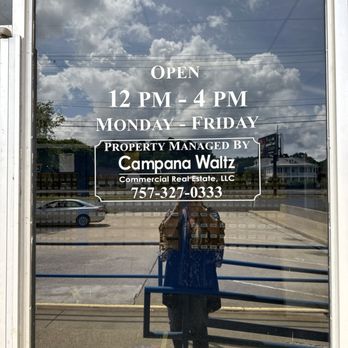 USPS - Lee Hall - Post Offices Near Me - Newport News, Virginia USPS - Lee Hall - Post Offices Near Me - Newport News, Virginia