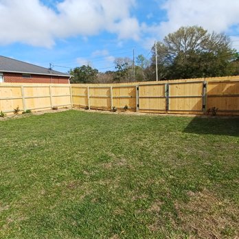 OBL Fencing - Inside view where they did a great job not disturbing any of my plants. - Fences & Gates Near Me