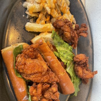 The Naughty Fox - Lobster po boy sandwich - New American Near Me - Avalon, California The Naughty Fox - Lobster po boy sandwich - New American Near Me - Avalon, California