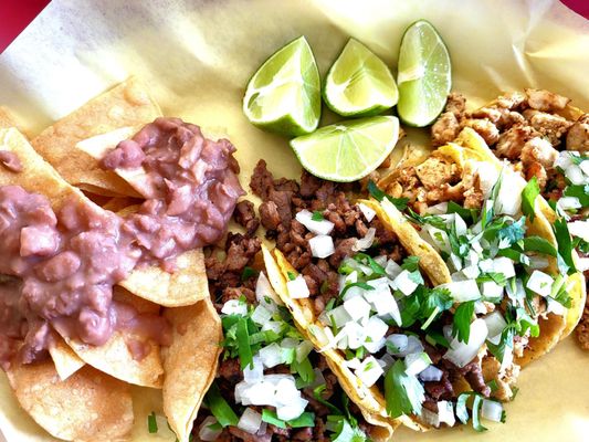 Hub Liquor & Tacos by null