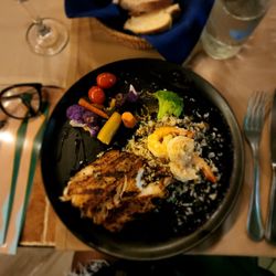 Solomon's Landing - Daily catch, mesquite sea bass with garlic shrimp and veggie medley