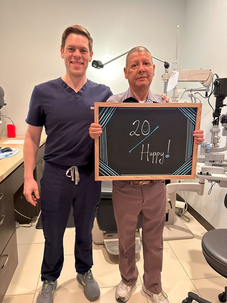 Stephen A McNutt - Physicians Eye Clinic