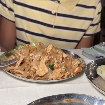 98 Asian Bistro - Thai Near Me - High Point, North Carolina