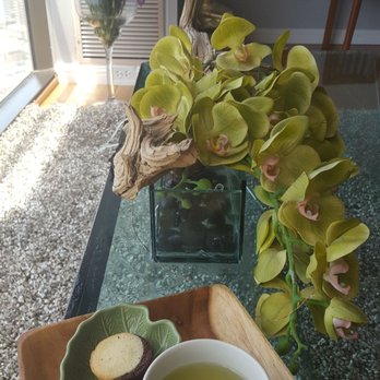 Pin Thai Massage - Complimentary matcha tea and biscuit - Massage Therapy Near Me - Honolulu, Hawaii Pin Thai Massage - Complimentary matcha tea and biscuit - Massage Therapy Near Me - Honolulu, Hawaii