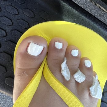 New Nails And Spa - The second nail she could not paint evenly - Nail Salons Near Me - Henderson, Nevada New Nails And Spa - The second nail she could not paint evenly - Nail Salons Near Me - Henderson, Nevada