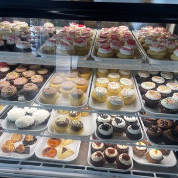 Mazzetti's Bakery - Bakeries Near Me - Pacifica, California Mazzetti's Bakery - Bakeries Near Me - Pacifica, California