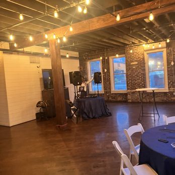 Avondale Brewing - Breweries Near Me - Birmingham, Alabama