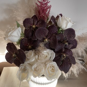 Noble Garden - A get well bouquet I received - Florists Near Me - Redondo Beach, California Noble Garden - A get well bouquet I received - Florists Near Me - Redondo Beach, California