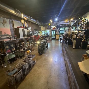 Imperial Moto Cafe - Coffee & Tea Near Me - Miami, Florida