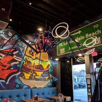 Brgr Stop - American Near Me - Fort Lauderdale, Florida