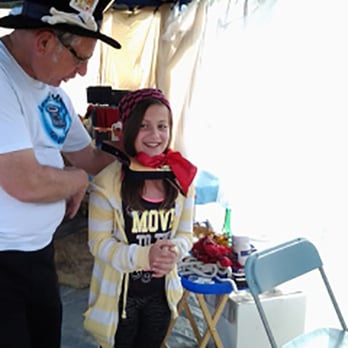 Lewis's Magic Shows - Magician Lakewod CO - Magicians Near Me - Lakewood, Colorado Lewis's Magic Shows - Magician Lakewod CO - Magicians Near Me - Lakewood, Colorado