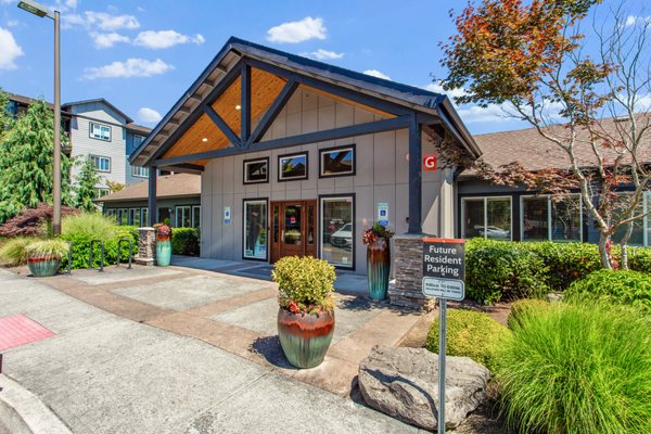 Lewis Ridge Apartments