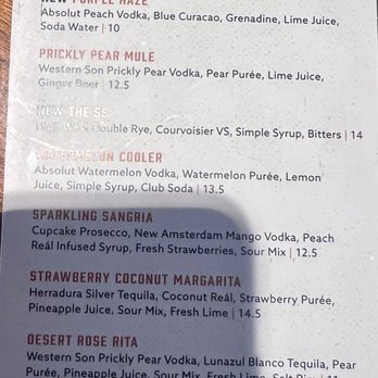 Brick House Tavern + Tap - American Near Me - Chesterfield, Missouri