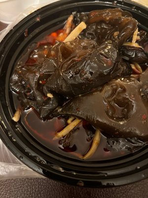 Min’s Noodle House 渔家重庆小面 by null