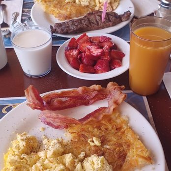 Riverview Restaurant - Steak and eggs and I forgot what my combo was with strawberries  and oj - American Near Me - Laughlin, Nevada