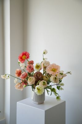 Exquisite Flower Arrangements Delivery - Exquisite flower arrangements for any occasion! Order 2 days in advance for elegant, handcrafted blooms delivered straight to your door. 🌹🌻🌺