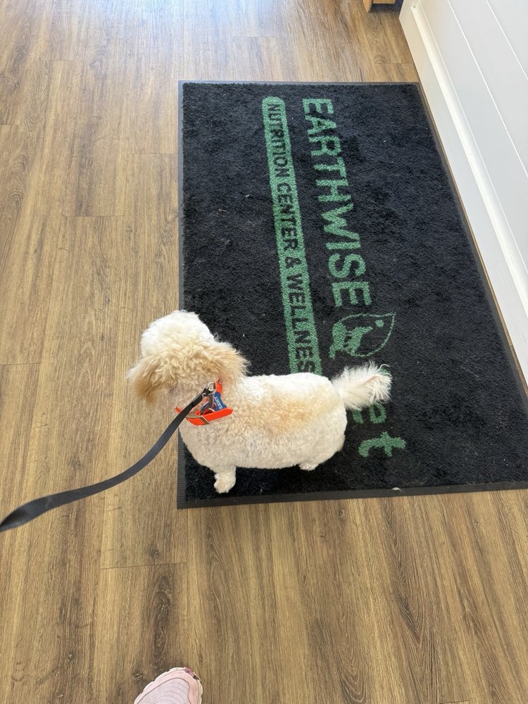 Earthwise Pet-Munchies Natural Pet Foods Image