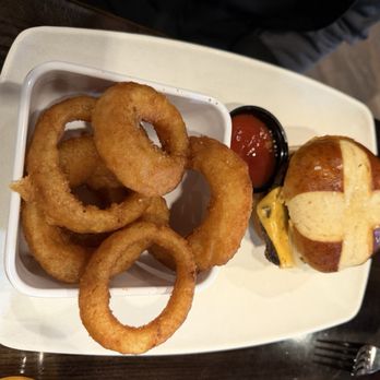 80/20 @ Kaelin's - Kar - Burgers Near Me - Louisville, Kentucky