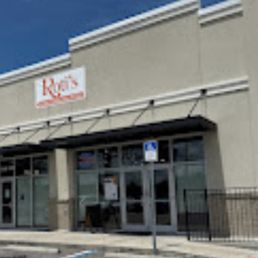 Exterior outside entrance of Roti's Indian Restaurant & Bar - Restaurant located at 13025, US 301 in Riverview - Riverview, Florida Exterior outside entrance of Roti's Indian Restaurant & Bar - Restaurant located at 13025, US 301 in Riverview - Riverview, Florida