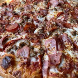 Golden Pizza and Wings - All the halal meats special pizza!