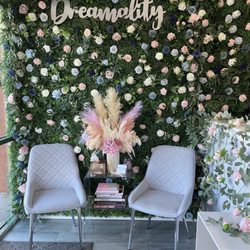 Dreamality - Waiting area