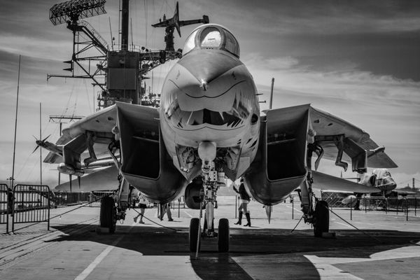 USS Hornet - Sea, Air and Space Museum by null