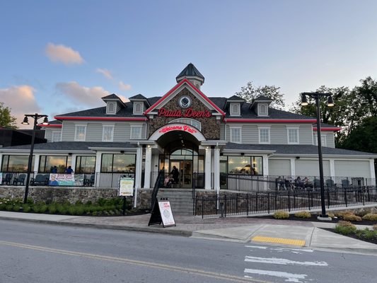 Paula Deen's Family Kitchen by null