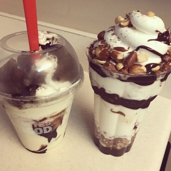 Dairy Queen Grill & Chill - Oreo brownie cupperfection & peanut Buster Parfait - Ice Cream & Frozen Yogurt Near Me - Menomonee Falls, Wisconsin Dairy Queen Grill & Chill - Oreo brownie cupperfection & peanut Buster Parfait - Ice Cream & Frozen Yogurt Near Me - Menomonee Falls, Wisconsin