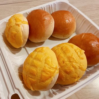 Kingdom Dim Sum - Baked BBQ Pork Bun & Pineapple Custard Bun - Dim Sum Near Me - Los Angeles, California