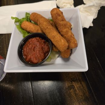 B&D Burgers | Broughton - Mozzarella Sticks - Bars Near Me - Savannah, Georgia B&D Burgers | Broughton - Mozzarella Sticks - Bars Near Me - Savannah, Georgia
