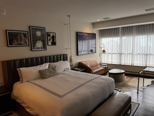 Thompson Dallas, by Hyatt by null Thompson Dallas, by Hyatt by null