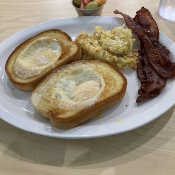 THE TOASTED YOLK CAFE - Updated February 2025 - 50 Photos & 19 Reviews