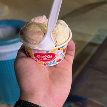 Amy's Ice Creams - Ice Cream & Frozen Yogurt Near Me - Austin, Texas