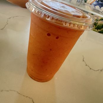 Fresh Boston - Smoothie i forget what it was but reminded me of a captain kid from smoothie planet back in the day! Enjoyed it - Sandwiches Near Me - Boston, Massachusetts