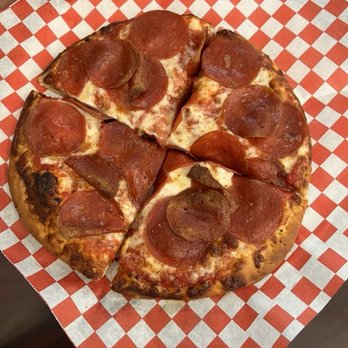 Pizza Round-Up - Individual pepperoni & sausage - Pizza Near Me - Loma Rica, California Pizza Round-Up - Individual pepperoni & sausage - Pizza Near Me - Loma Rica, California