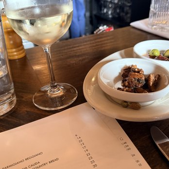 112 Eatery - New American Near Me - Minneapolis, Minnesota