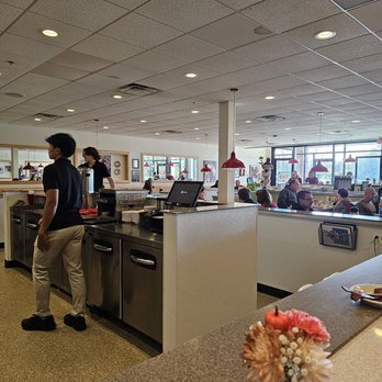 Rosie’s Home Cookin' - View from the buffet seating - Breakfast & Brunch Near Me - Naperville, Illinois