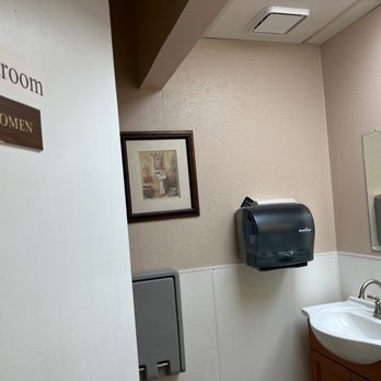 Lito's Kitchen - The inside of the very clean women's restroom - Sandwiches Near Me - Garland, Texas Lito's Kitchen - The inside of the very clean women's restroom - Sandwiches Near Me - Garland, Texas