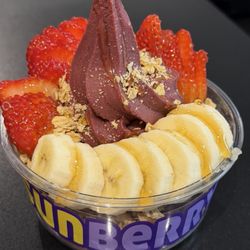 Sunberry Acai Bowls - Bananas, strawberries