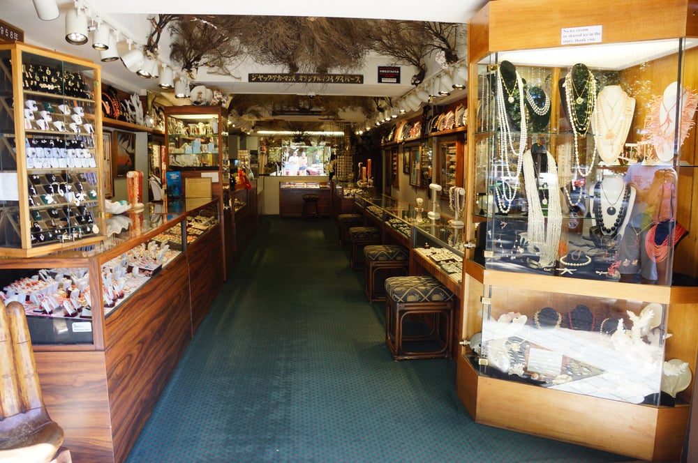 ORIGINAL MAUI DIVERS JEWELERS TEMP. CLOSED Updated September 2024