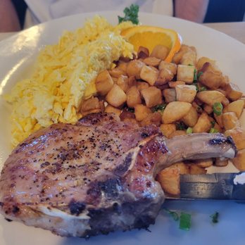 The Palms Cafe - Pork chop and eggs - Cafes Near Me - La Quinta, California