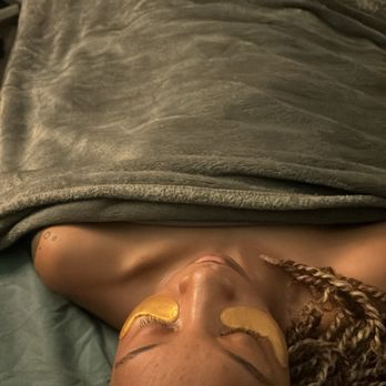 Zenn Vybe - Massage Therapy Near Me - Lawrenceville, Georgia