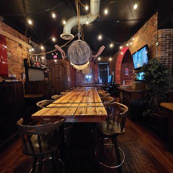 Hounddog's Three Degree Pizza - Great for groups - Pizza Near Me - Columbus, Ohio