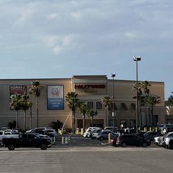 Hollywood Casino & Resort Gulf Coast - Casino a short walk an away.