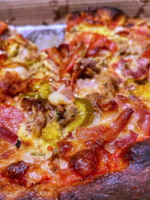 Ernie's Pizzeria by null