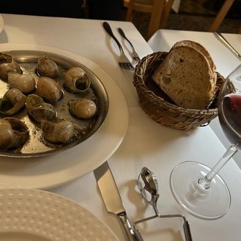 Au Petit Tonneau - Escargot - Bistros Near Me - Paris, 75